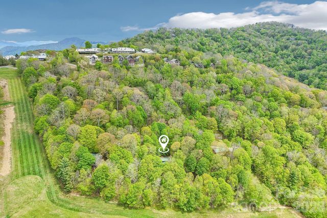 101 Oak Ridge Court, Mars Hill, NC 28754