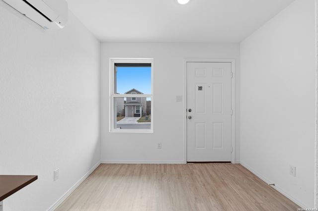 7044 Elm Cv, San Antonio, TX 78244