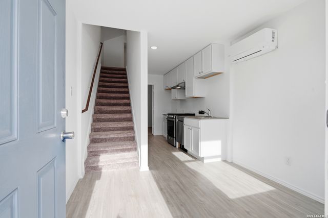 7044 Elm Cv, San Antonio, TX 78244