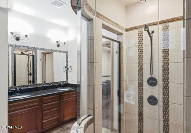 12152 CHAPEL HILL Road, Horizon City, TX 79928