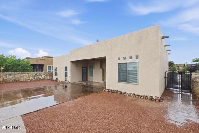 12152 CHAPEL HILL Road, Horizon City, TX 79928