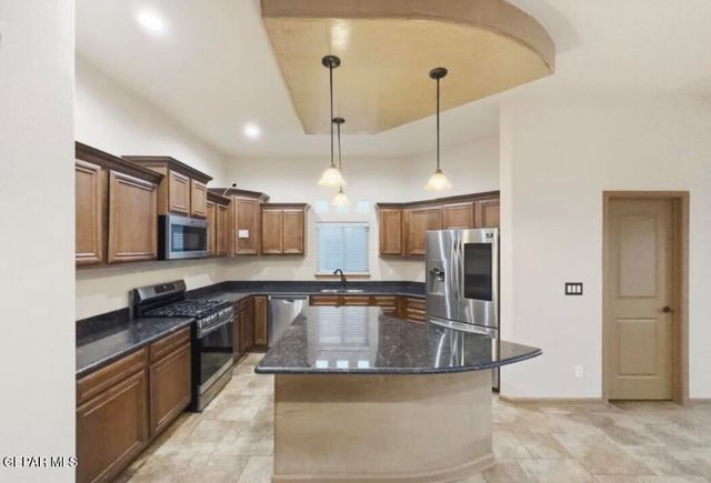 12152 CHAPEL HILL Road, Horizon City, TX 79928