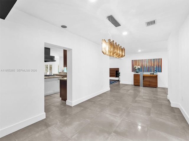 1254 Madison St, Hollywood, FL 33019