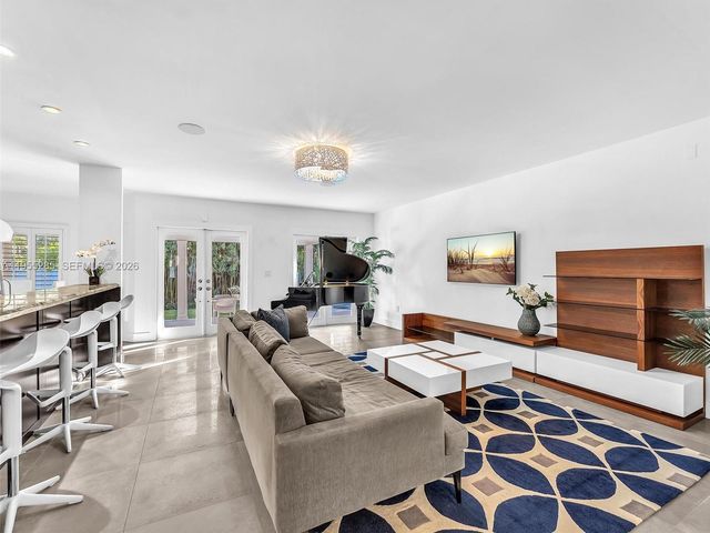 1254 Madison St, Hollywood, FL 33019