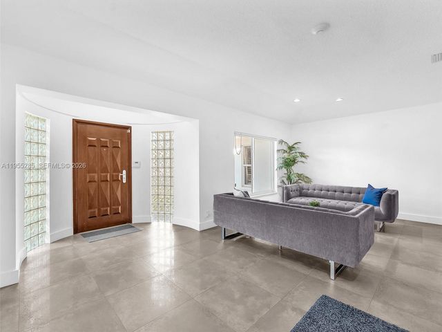 1254 Madison St, Hollywood, FL 33019