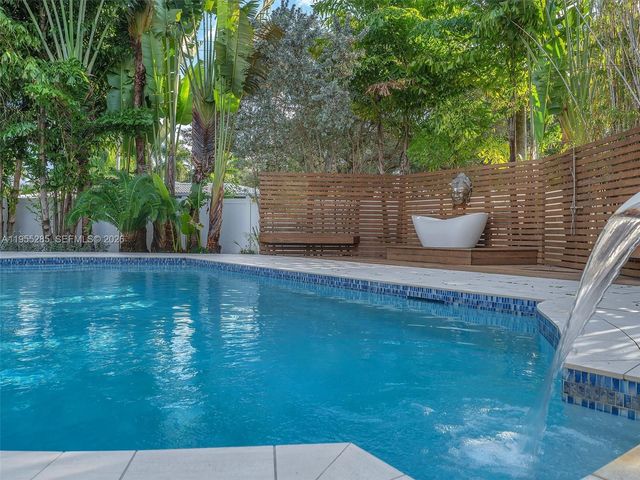 1254 Madison St, Hollywood, FL 33019