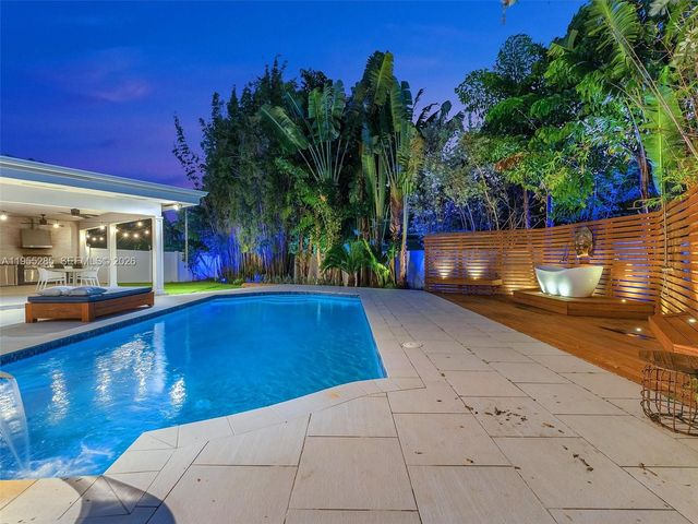 1254 Madison St, Hollywood, FL 33019