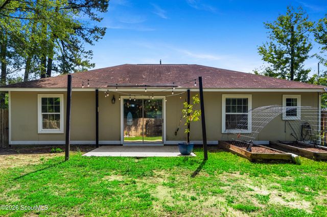 571 Henrietta Street, Kingsland, GA 31548