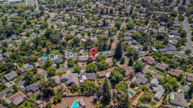 2804 Becerra Way, Sacramento, CA 95821