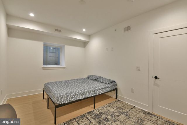 9514 GOLFVIEW LN, Philadelphia, PA 19114