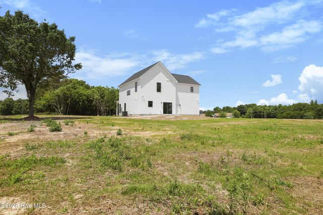 1851 Carraway Road, Fountain, NC 27829