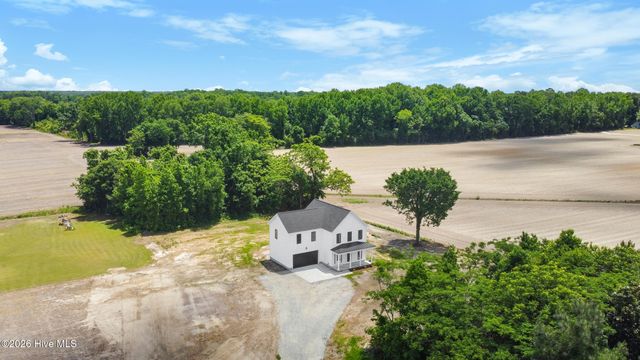 1851 Carraway Road, Fountain, NC 27829