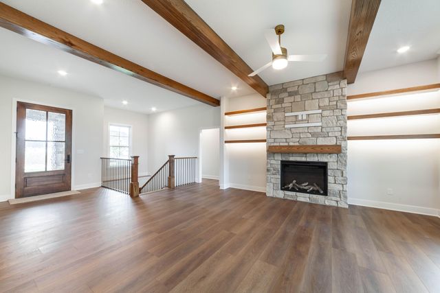 5205 BUTTERCUP DR, Columbia, MO 65203