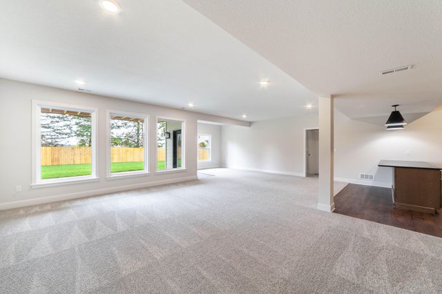 5205 BUTTERCUP DR, Columbia, MO 65203