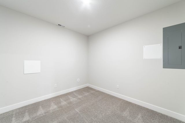5205 BUTTERCUP DR, Columbia, MO 65203
