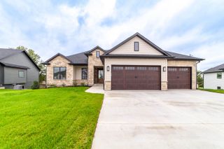5205 BUTTERCUP DR, Columbia, MO 65203
