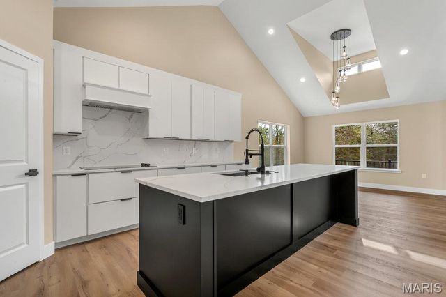 9635 Duffer Drive, Hillsboro, MO 63050