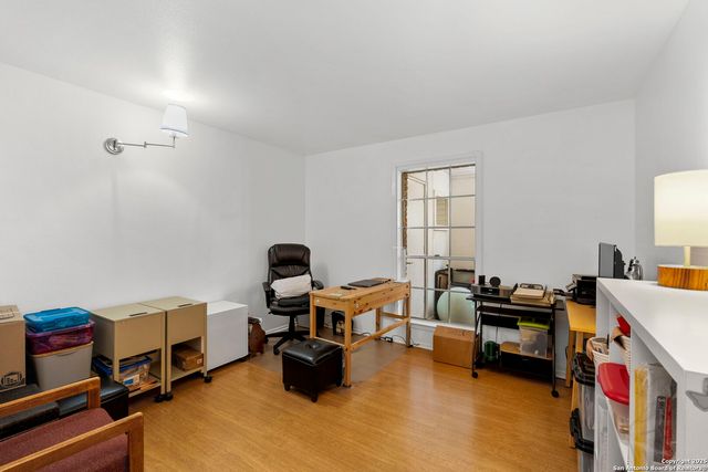 8033 N New Braunfels Ave Apt 400D, San Antonio, TX 78209