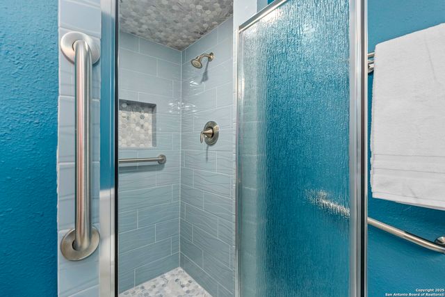 8033 N New Braunfels Ave Apt 400D, San Antonio, TX 78209