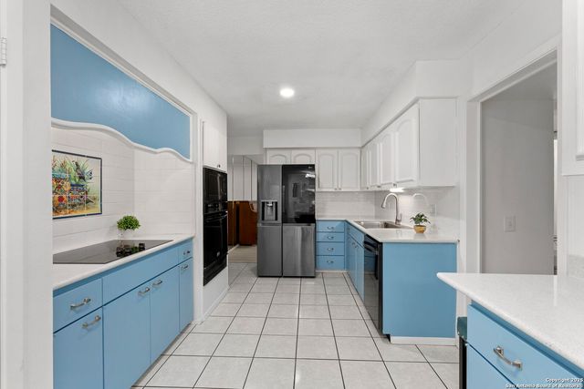 8033 N New Braunfels Ave Apt 400D, San Antonio, TX 78209