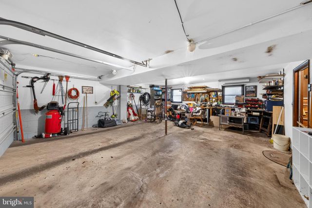 2 ANNA AVE, Bear, DE 19701