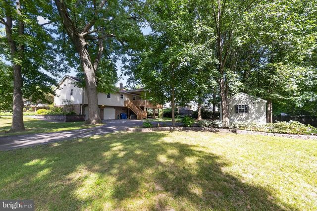 2 ANNA AVE, Bear, DE 19701