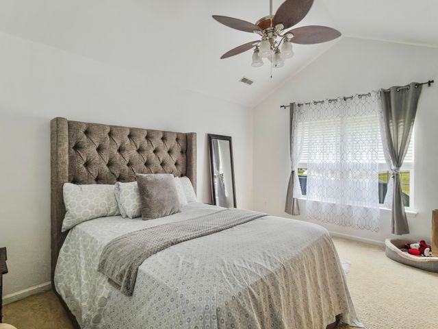 5235 Fernland Way, North Charleston, SC 29420