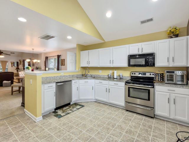 5235 Fernland Way, North Charleston, SC 29420