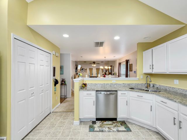5235 Fernland Way, North Charleston, SC 29420