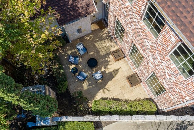 2624 Grail Maiden Court, Lewisville, TX 75056