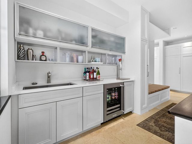 18 Middlesex St, Winchester, MA 01890