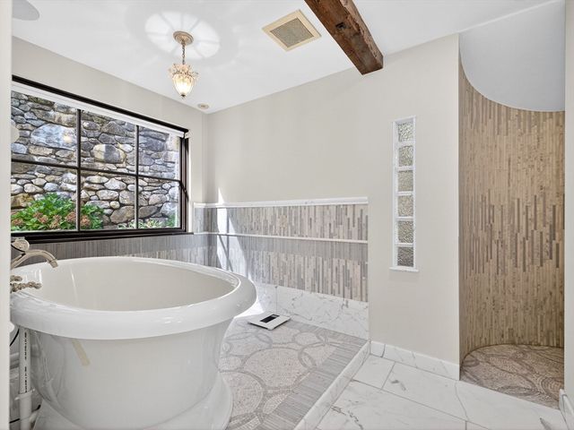 18 Middlesex St, Winchester, MA 01890