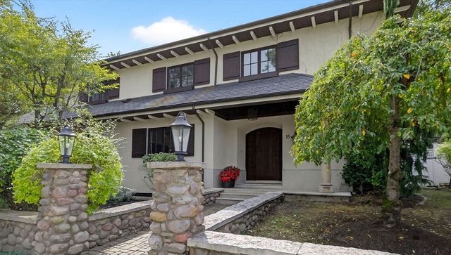 18 Middlesex St, Winchester, MA 01890