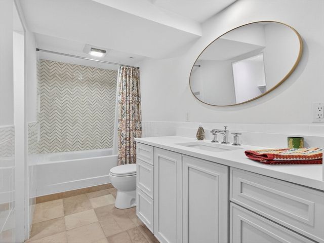 18 Middlesex St, Winchester, MA 01890