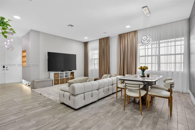 11174 NW 72nd Place, Parkland, FL 33076