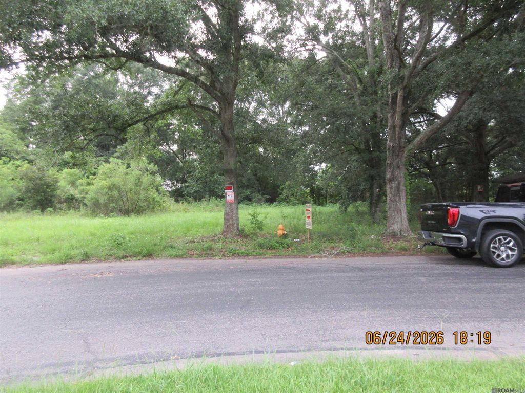 201 Bon Crest Ave, Baton Rouge, LA 70807