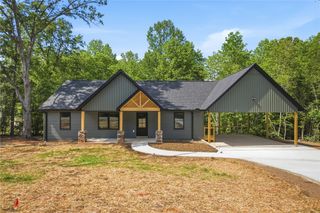 209 Castlebrook Drive, Walhalla, SC 29691