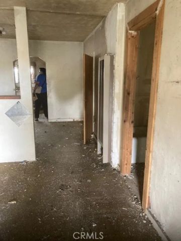 9811 S Vermont, Los Angeles, CA 90044