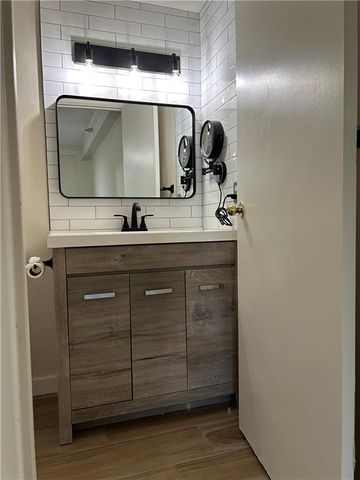 2479 Peachtree NE Road 317, Atlanta, GA 30305