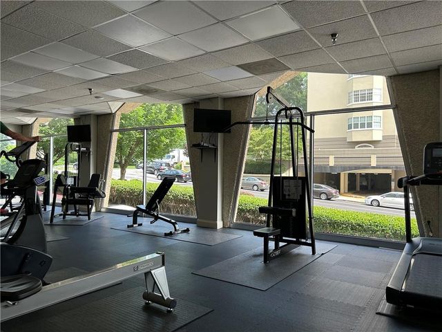 2479 Peachtree NE Road 317, Atlanta, GA 30305
