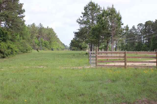 5300 State Highway 150, Coldspring, TX 77331