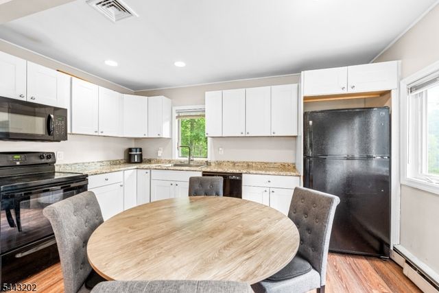 744 Brooklyn Mountain Rd, Hopatcong Boro, NJ 07843