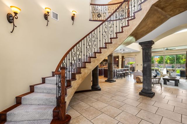 10600 Signal Avenue NE, Albuquerque, NM 87122