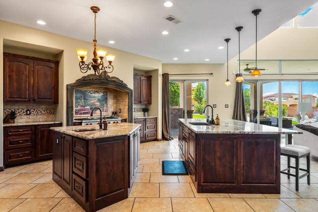 10600 Signal Avenue NE, Albuquerque, NM 87122