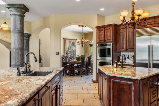 10600 Signal Avenue NE, Albuquerque, NM 87122