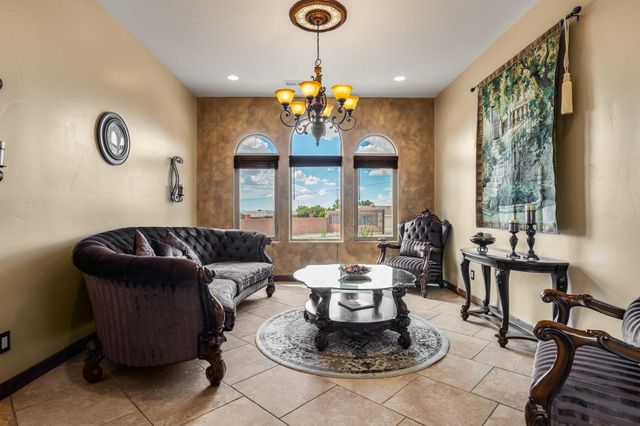 10600 Signal Avenue NE, Albuquerque, NM 87122