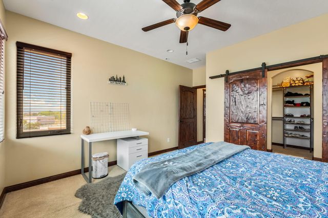 10600 Signal Avenue NE, Albuquerque, NM 87122