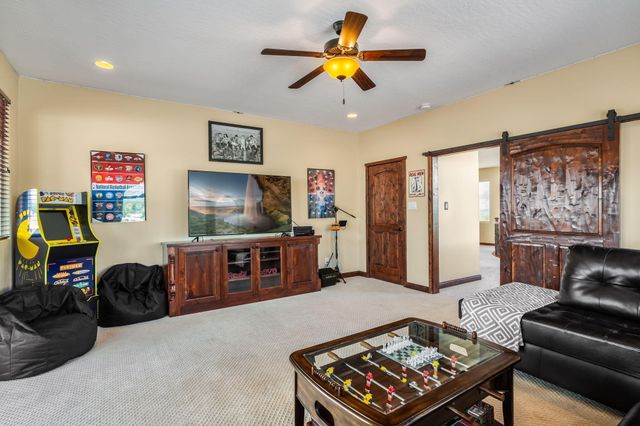 10600 Signal Avenue NE, Albuquerque, NM 87122