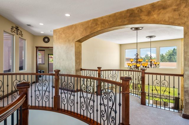 10600 Signal Avenue NE, Albuquerque, NM 87122