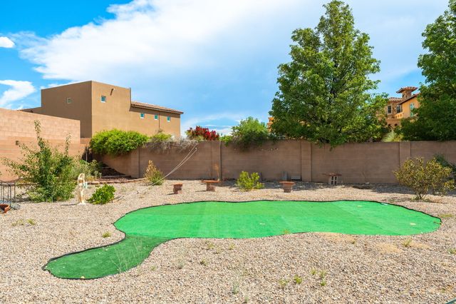 10600 Signal Avenue NE, Albuquerque, NM 87122
